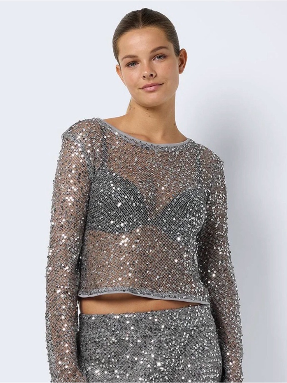 Noisy may blouse
